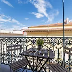 Massena Street - 1 Bdr Duplex With Ac & Parking