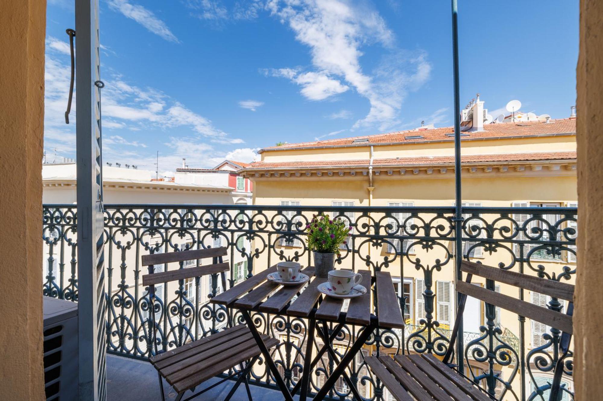 Massena Street - 1 Bdr Duplex With Ac & Parking Nizza